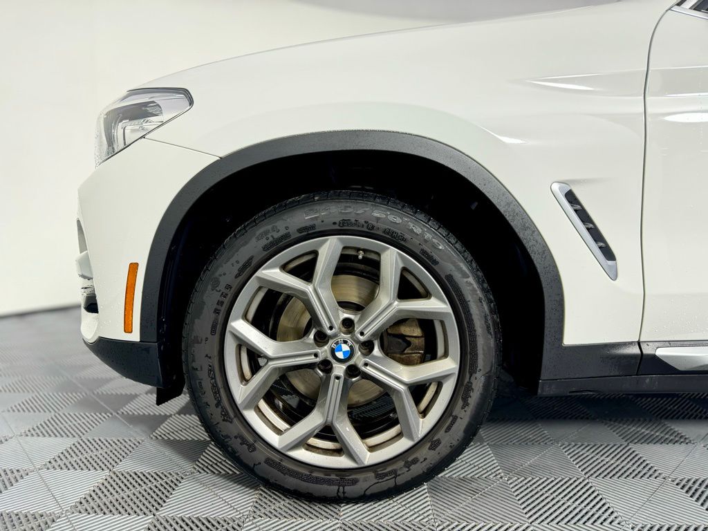 2021 BMW X3 xDrive30i 8