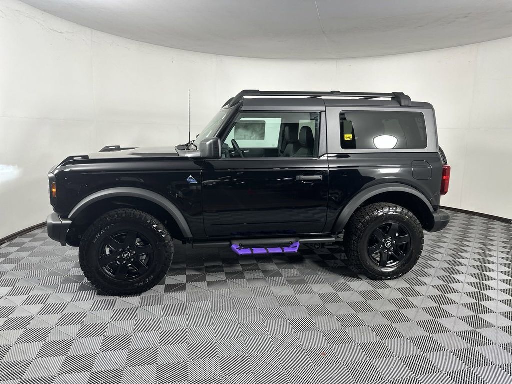 2024 Ford Bronco Black Diamond 4