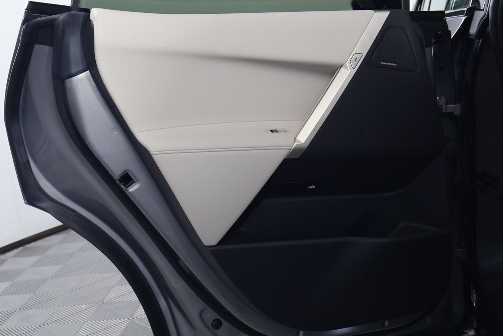 Thumbnail: 2025 BMW iX - 13