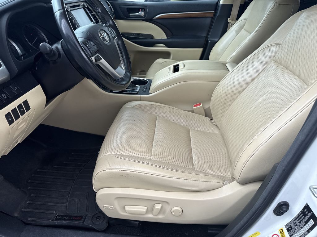 2018 Toyota Highlander Limited White at Big Star Chrysler Jeep Dodge Ram 