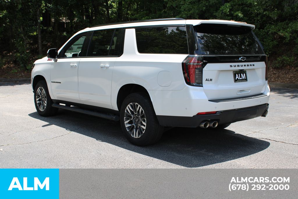 Used 2025 Beige Chevrolet Z71 image 10