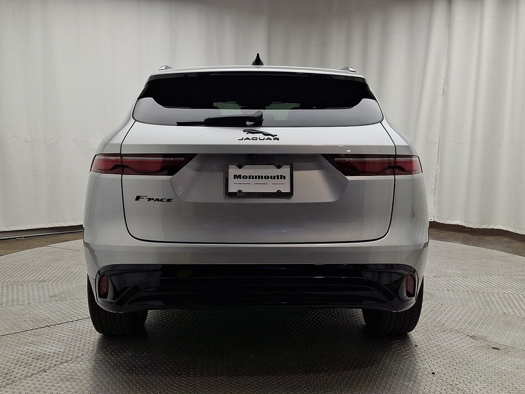 Thumbnail: 2023 Jaguar F-Pace - 5
