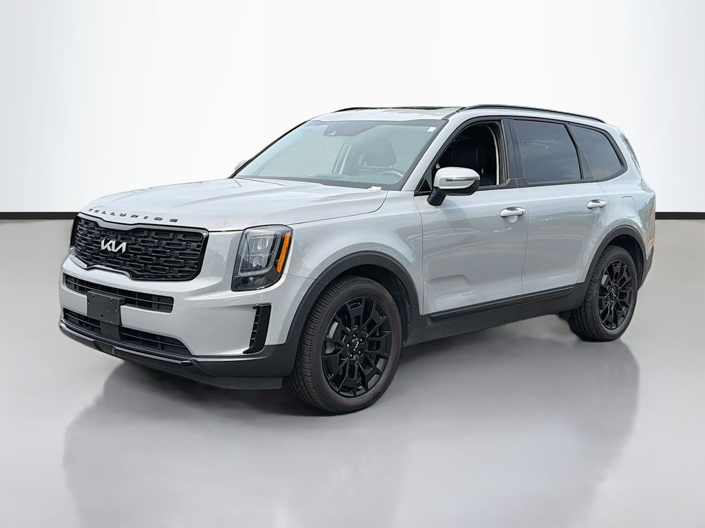 Used 2022 Gray Kia EX image 2