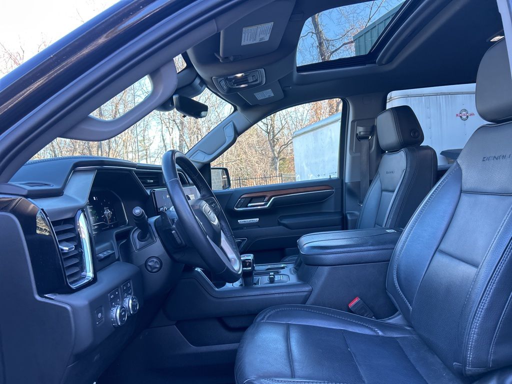 Thumbnail: 2023 GMC Sierra 1500 - 10