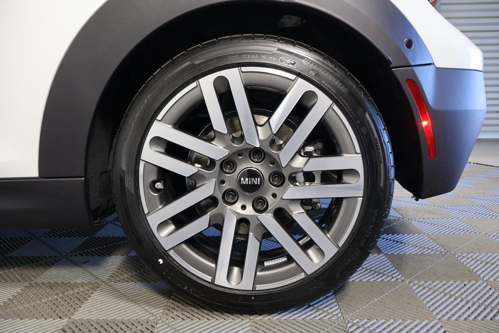 Thumbnail: 2026 MINI Cooper - 12