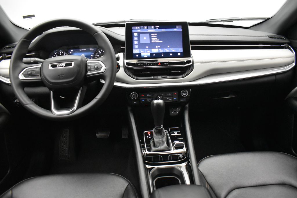 Thumbnail: 2024 Jeep Compass - 26