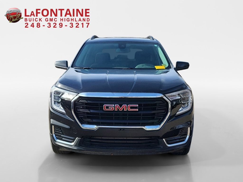 2022 GMC Terrain SLE 2