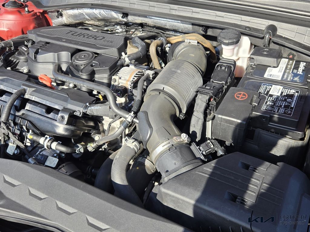 2022 Kia K5 - $17,990