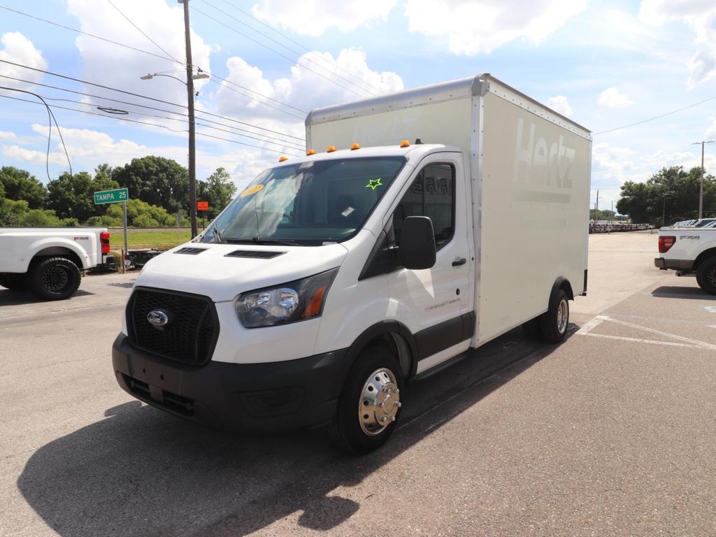 View vehicle photo 5