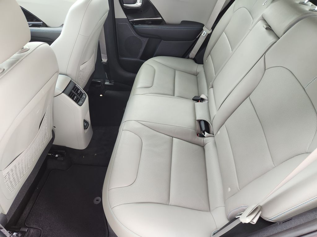 2018 Kia Niro Touring Red at Bravo Nissan