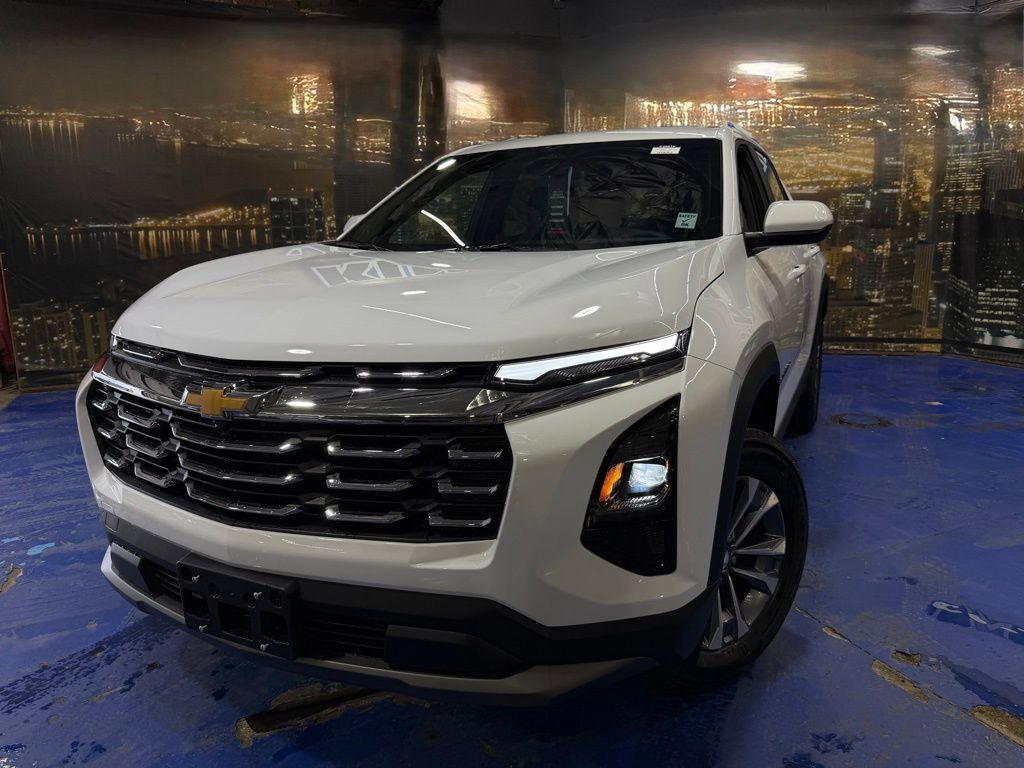 Summit White 2026 Chevrolet Equinox LT FWD SUV / Crossover Front-Wheel Drive Continuously Variable Transmission