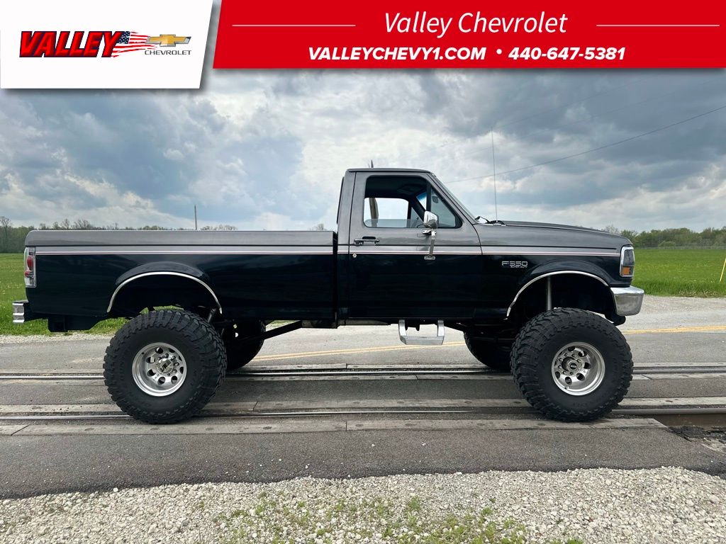 1994 Ford F-250 XL Standard Cab LB 4WD