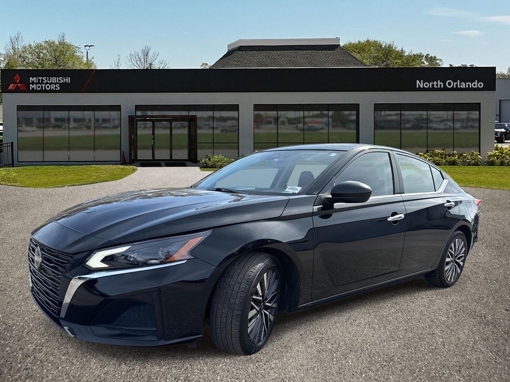 2024 Nissan Altima SV