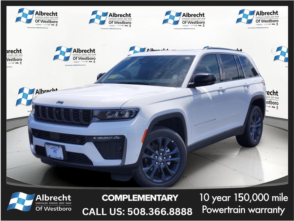 Bright White Clearcoat 2026 Jeep Grand Cherokee SUV / Crossover Four-Wheel Drive 8-Speed Automatic