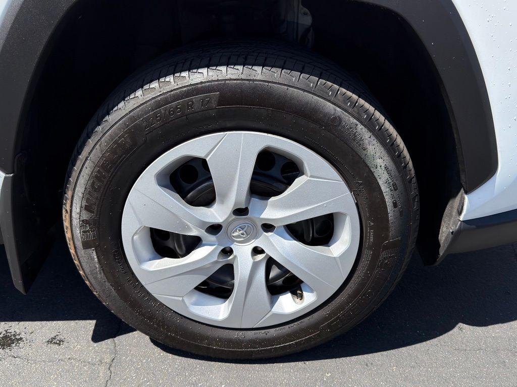 Used 2025 Toyota RAV4 SUV