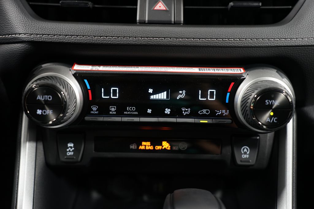 Thumbnail: 2025 Toyota RAV4 - 20