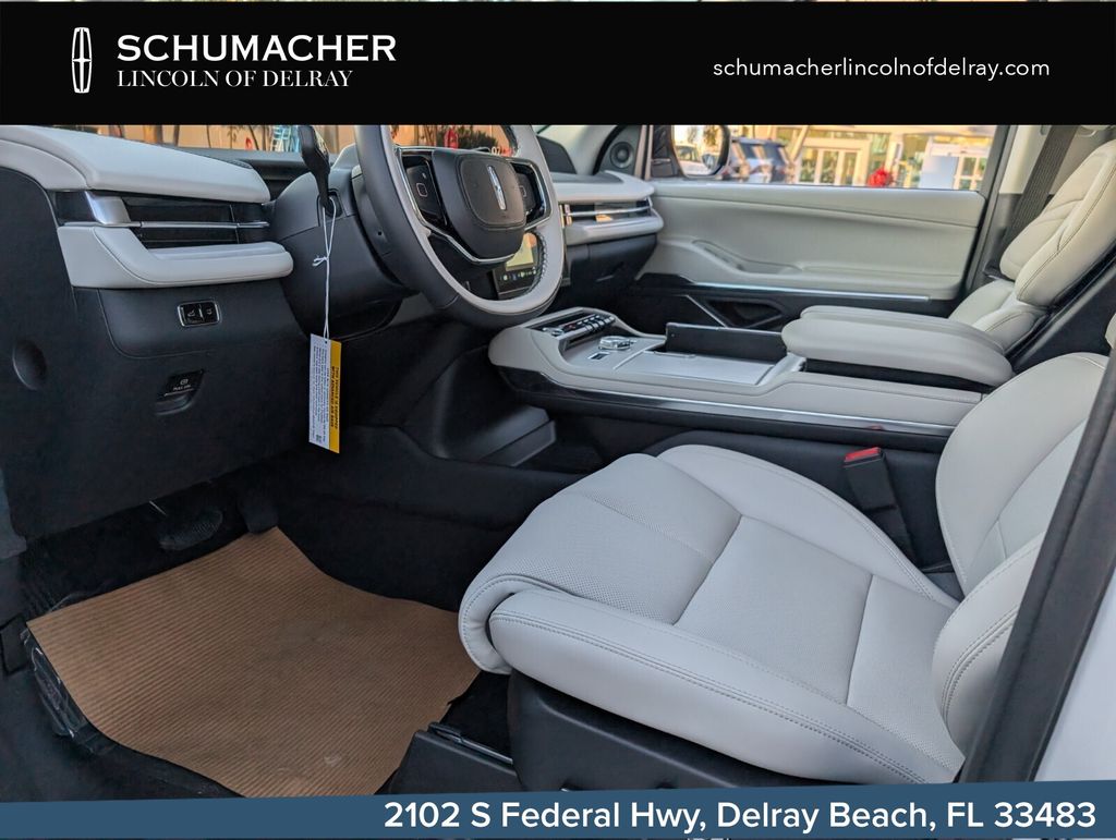 new 2026 Lincoln Navigator car, priced at $87,989