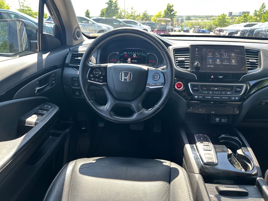 Used Car 2019 Honda Pilot  Touring For Sale Under $25,000 In Austin, Texas