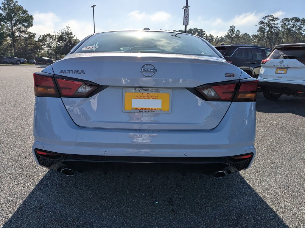 New 2025 Nissan Altima Sedan