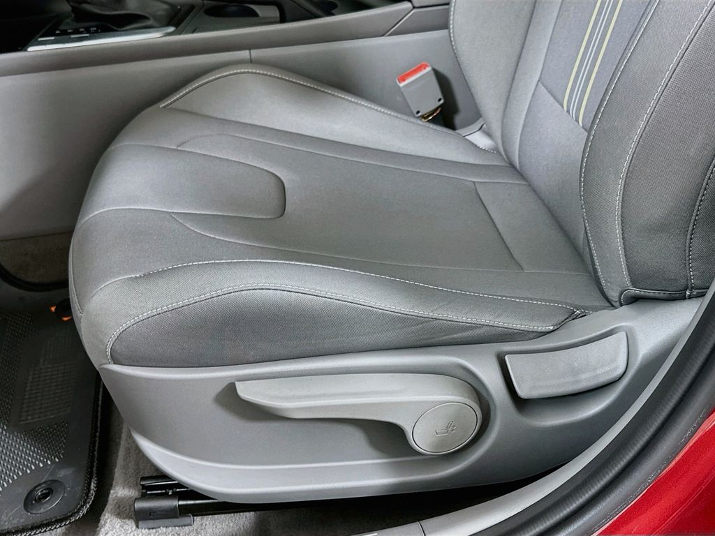 Thumbnail: 2025 Hyundai Elantra - 18