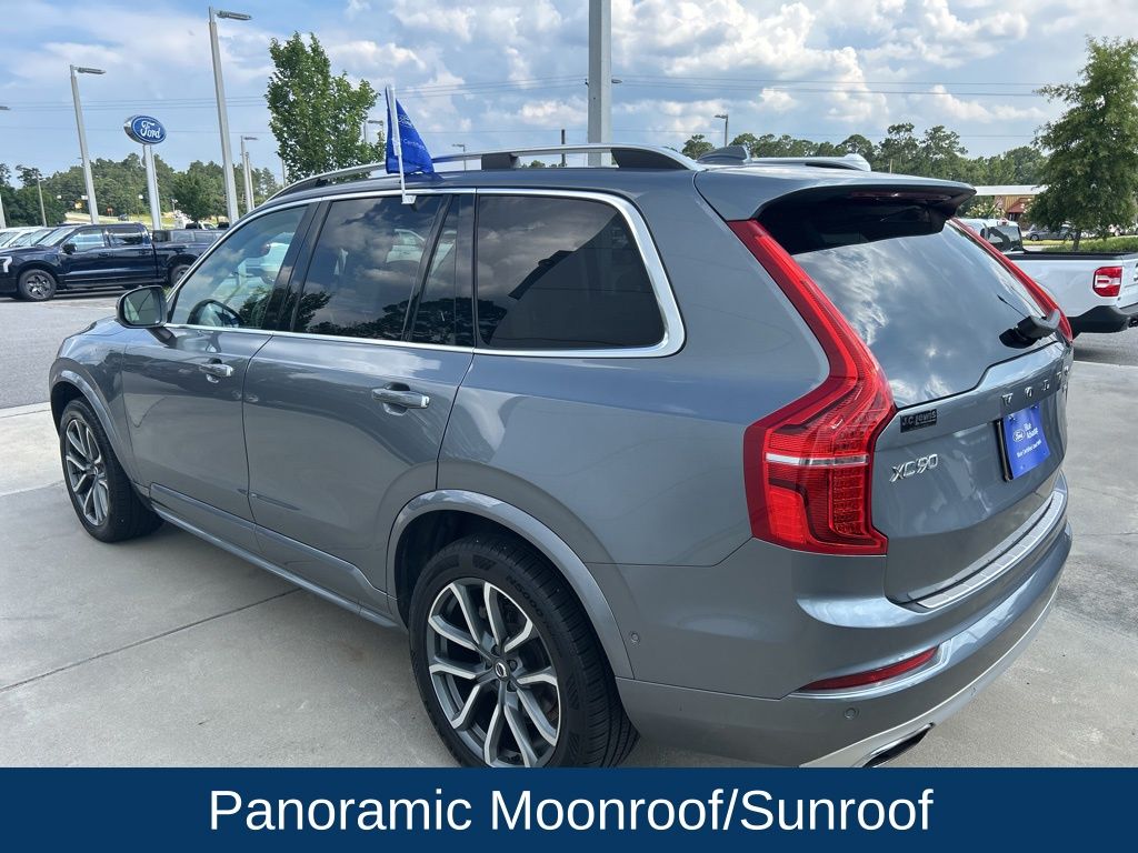 2019 Volvo XC90 T6 Momentum