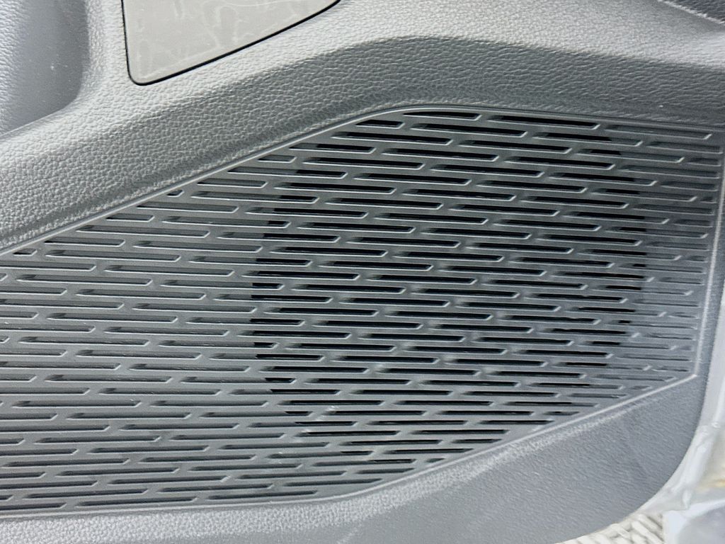 Thumbnail: 2025 Volkswagen Jetta - 18