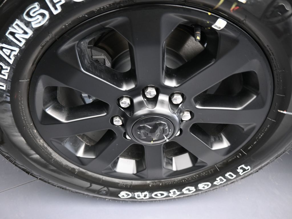 New 2026 Diamond Black Crystal Pearlcoat Ram Big Horn image 41