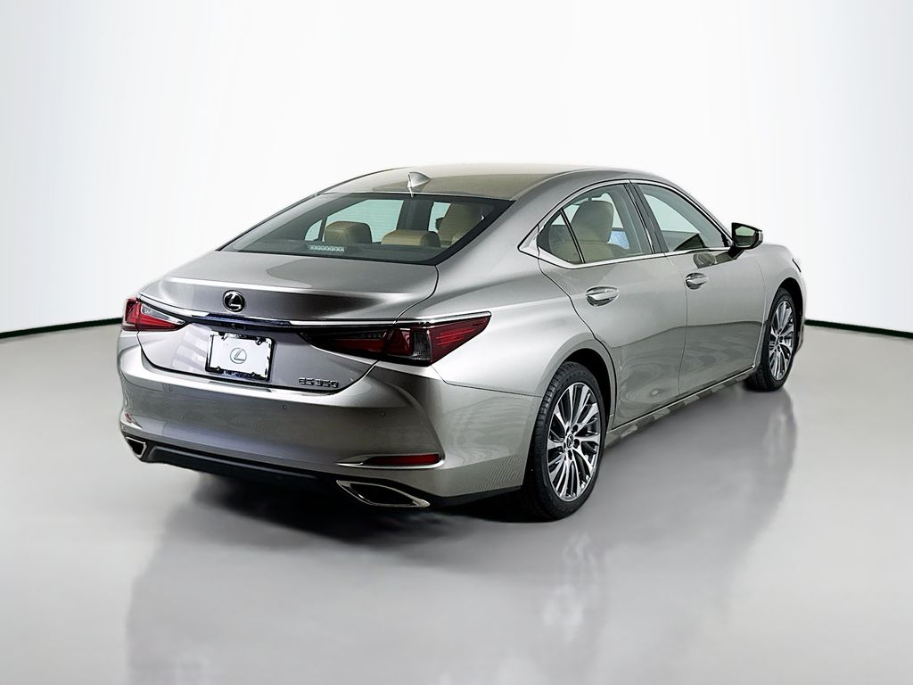 Thumbnail: 2020 Lexus ES - 5