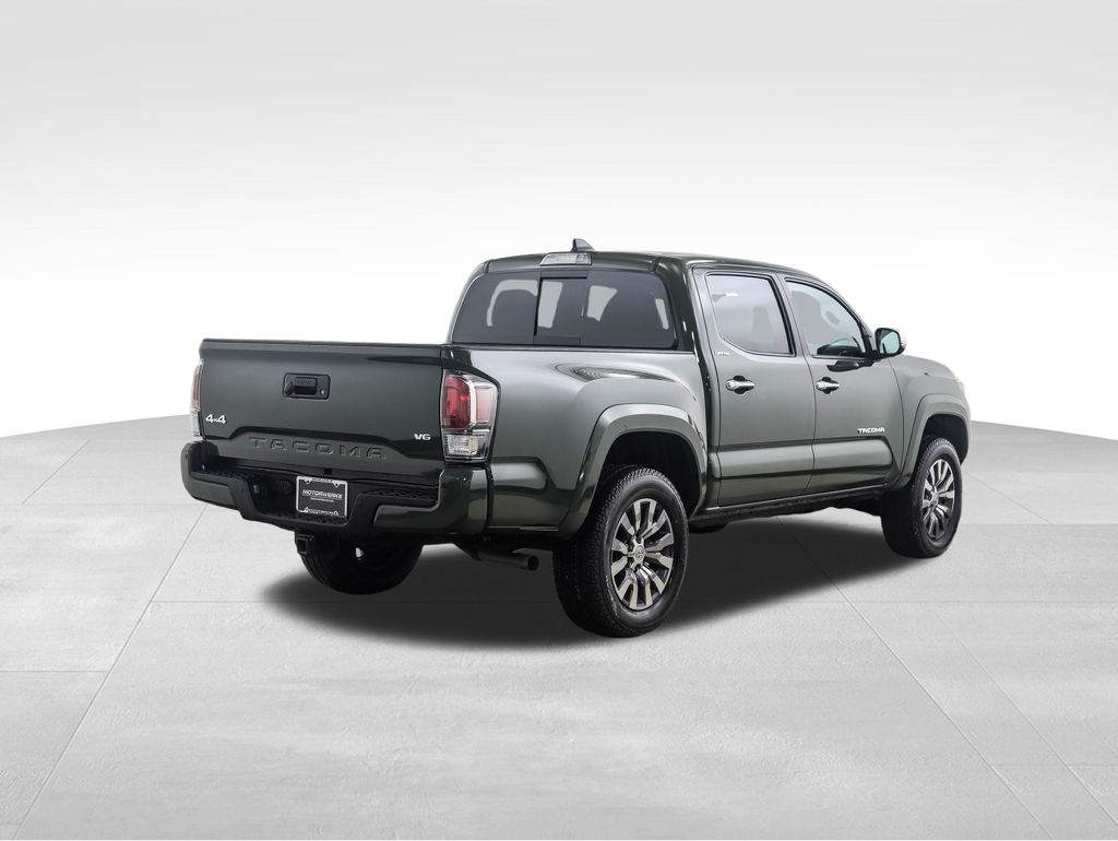 Thumbnail: 2022 Toyota Tacoma - 5