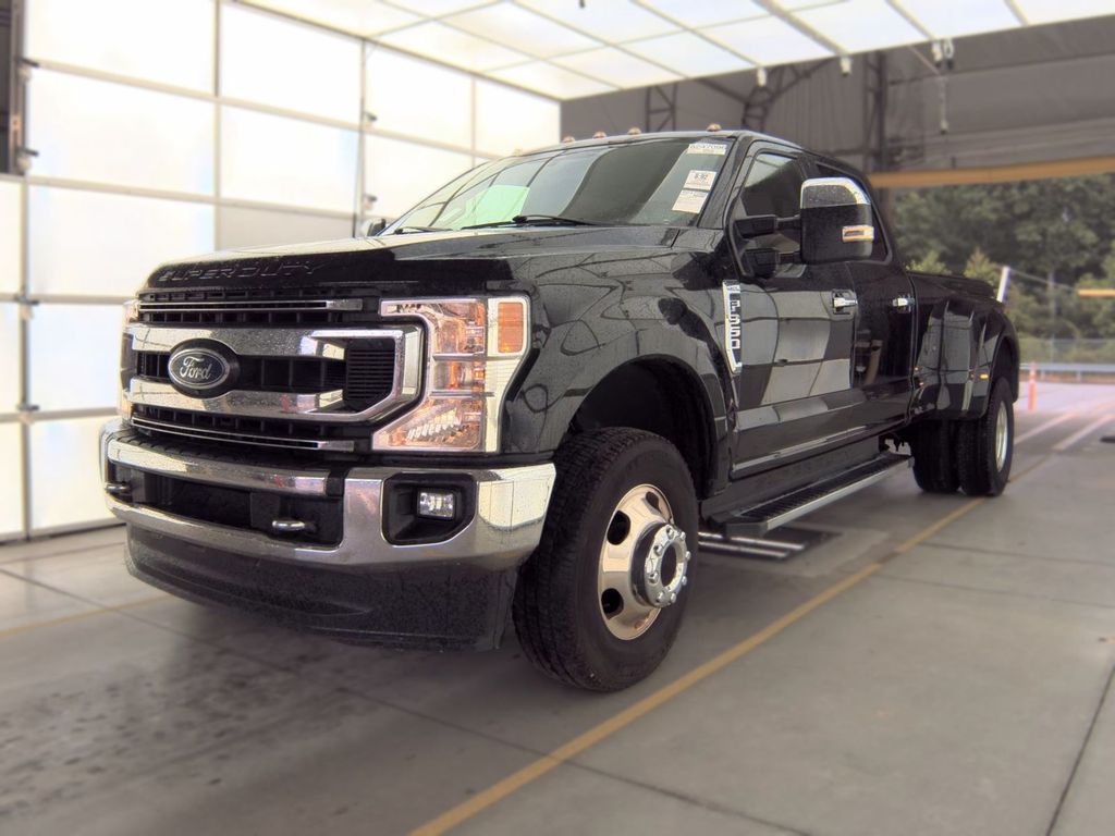 Black Metallic 2022 Ford F-350 Super Duty Pickup Truck Four-Wheel Drive Automatic