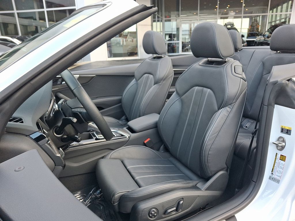 Thumbnail: 2024 Audi S5 - 14