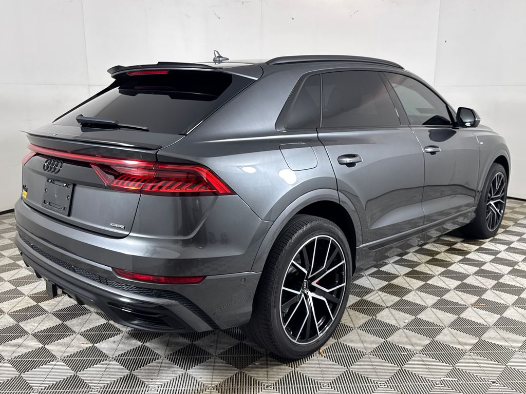 Used 2021 Gray Audi 55 Prestige image 3