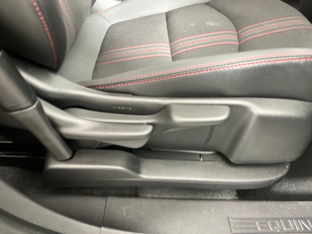 Thumbnail: 2024 Chevrolet Equinox - 5