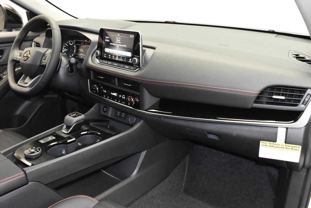 Thumbnail: 2026 Nissan Rogue - 25