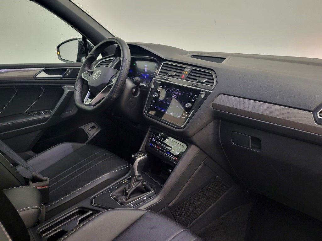 Thumbnail: 2024 Volkswagen Tiguan - 14