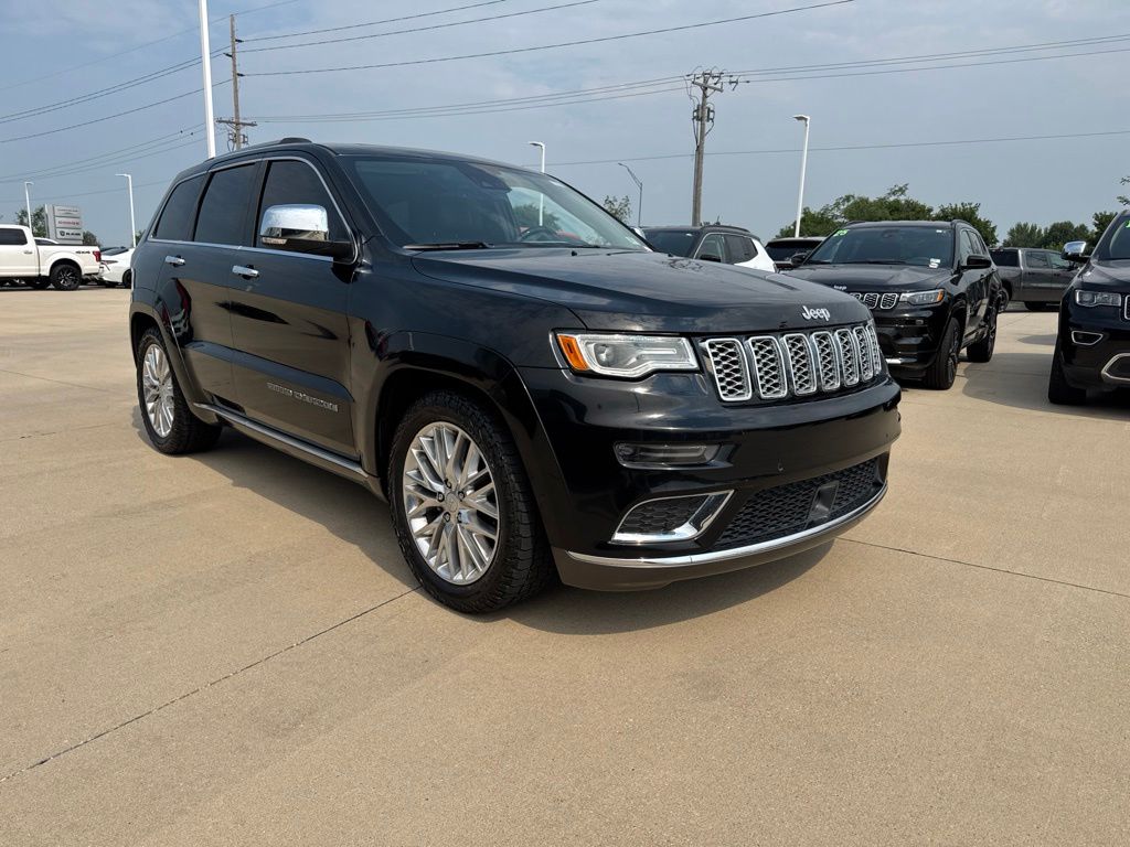 Diamond Black Crystal Pearlcoat 2017 Jeep Grand Cherokee SUV / Crossover Four-Wheel Drive 8-Speed Automatic