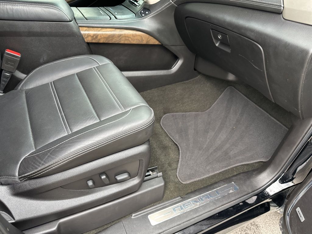 Used Car 2018 Gmc Yukon Xl  Denali For Sale Under $35,000 In Austin, Texas