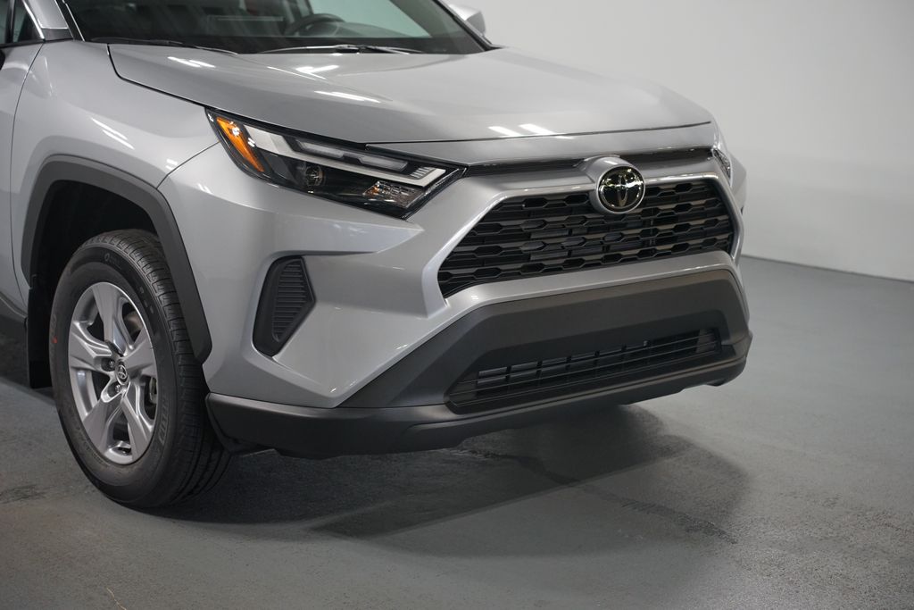 Thumbnail: 2025 Toyota RAV4 - 5