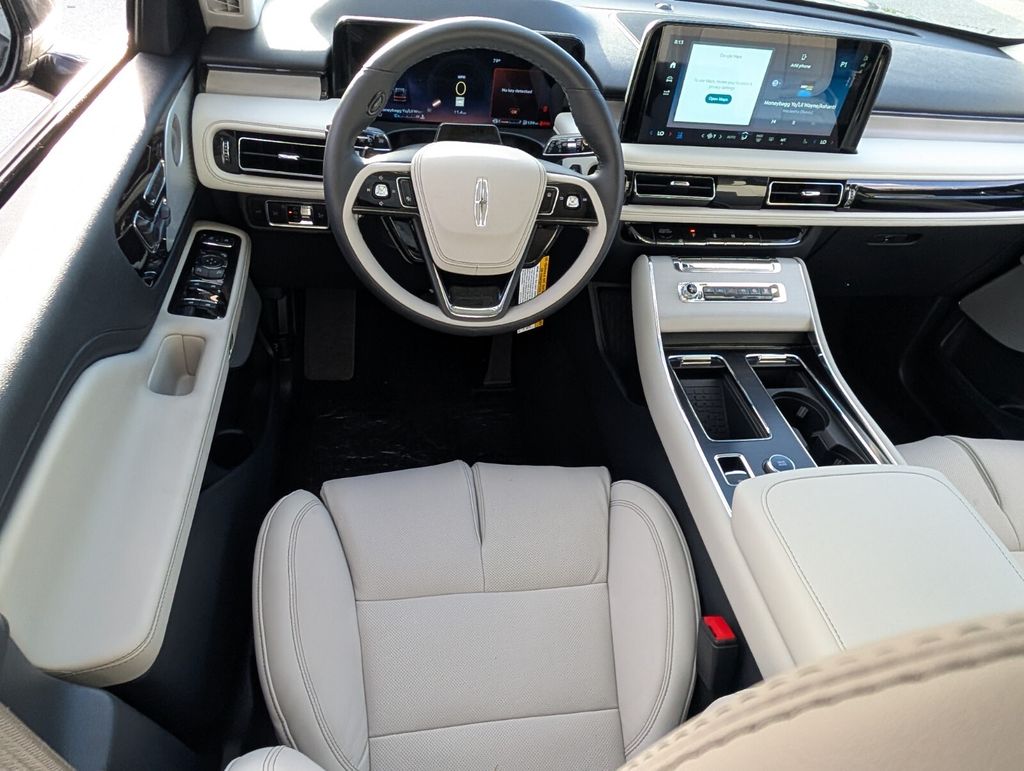 new 2026 Lincoln Aviator car, priced at $79,400