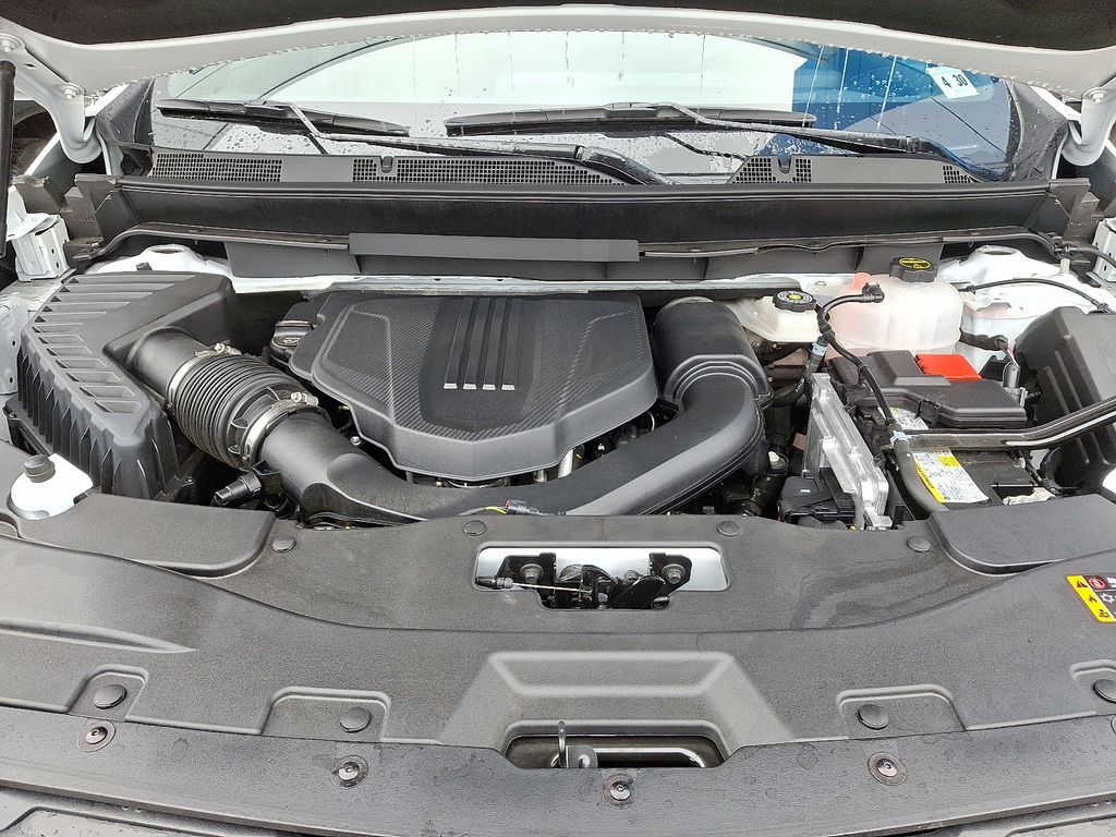 Thumbnail: 2025 Chevrolet Traverse - 28