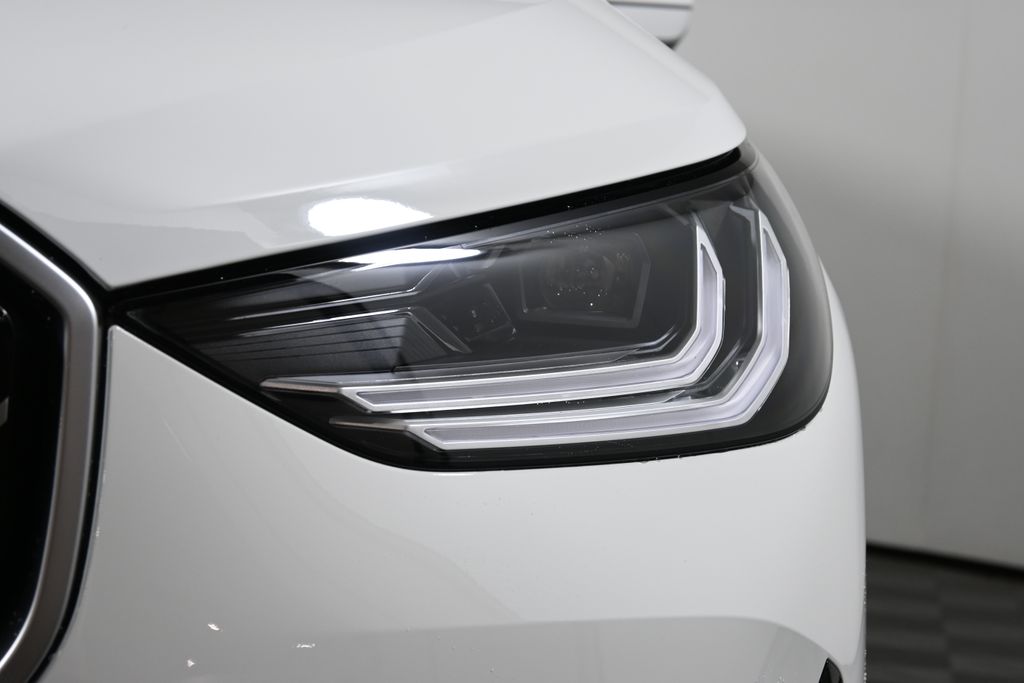 Thumbnail: 2026 BMW X3 - 11