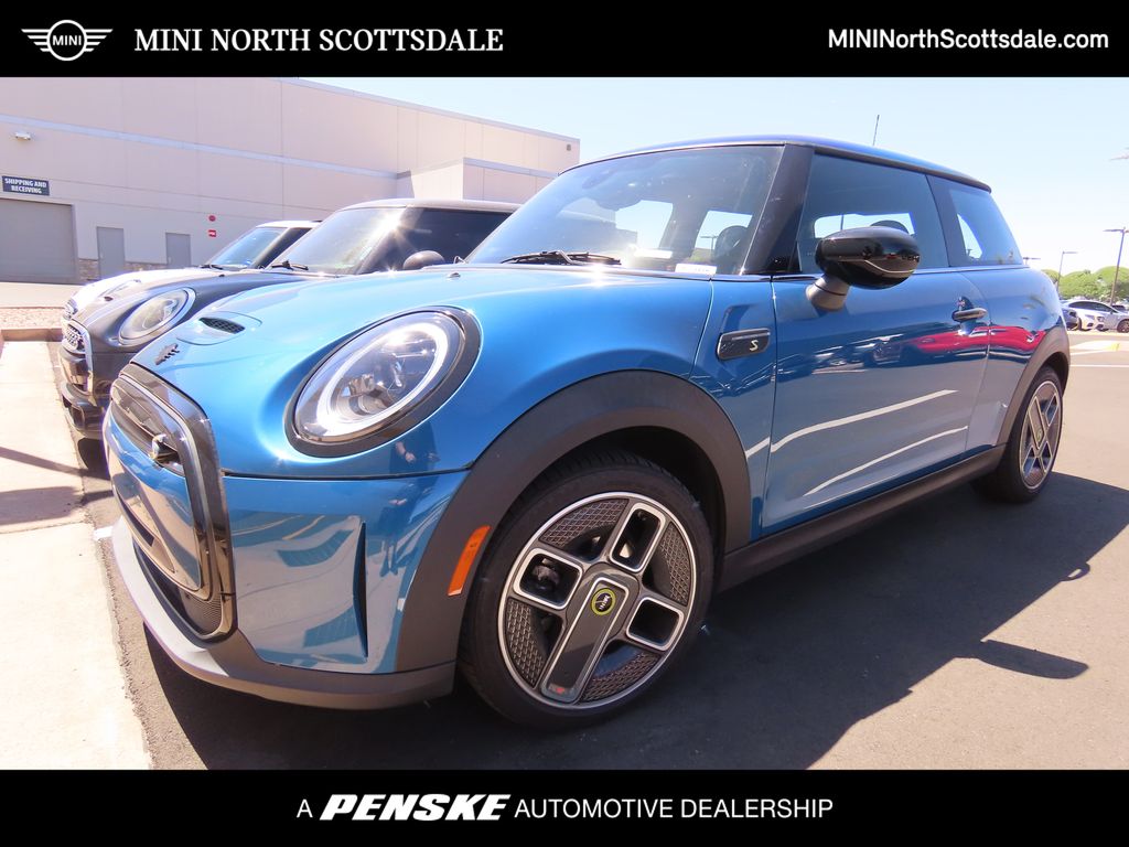 2022 MINI Cooper SE -
                Phoenix, AZ