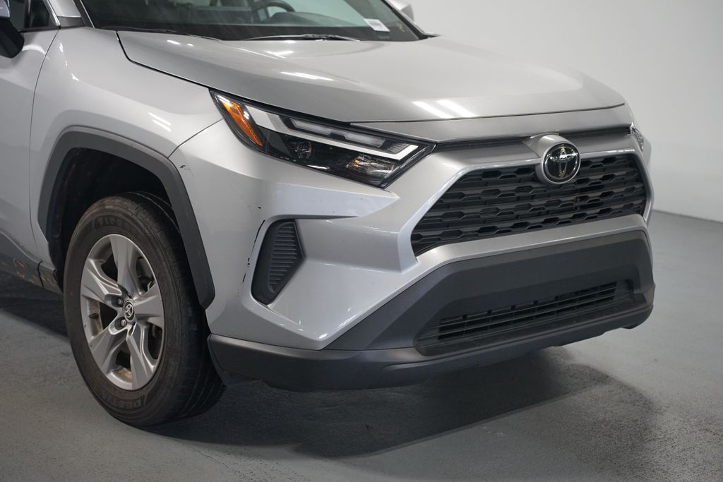 Thumbnail: 2024 Toyota RAV4 - 4