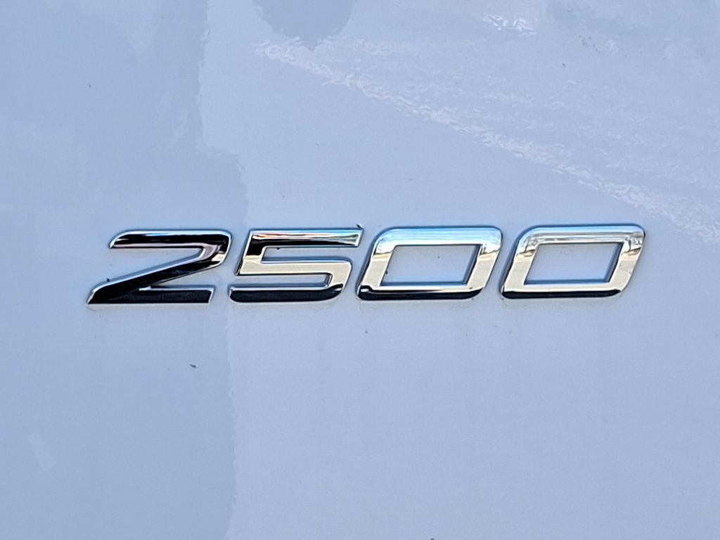 2025 Mercedes-Benz Sprinter 2500 22