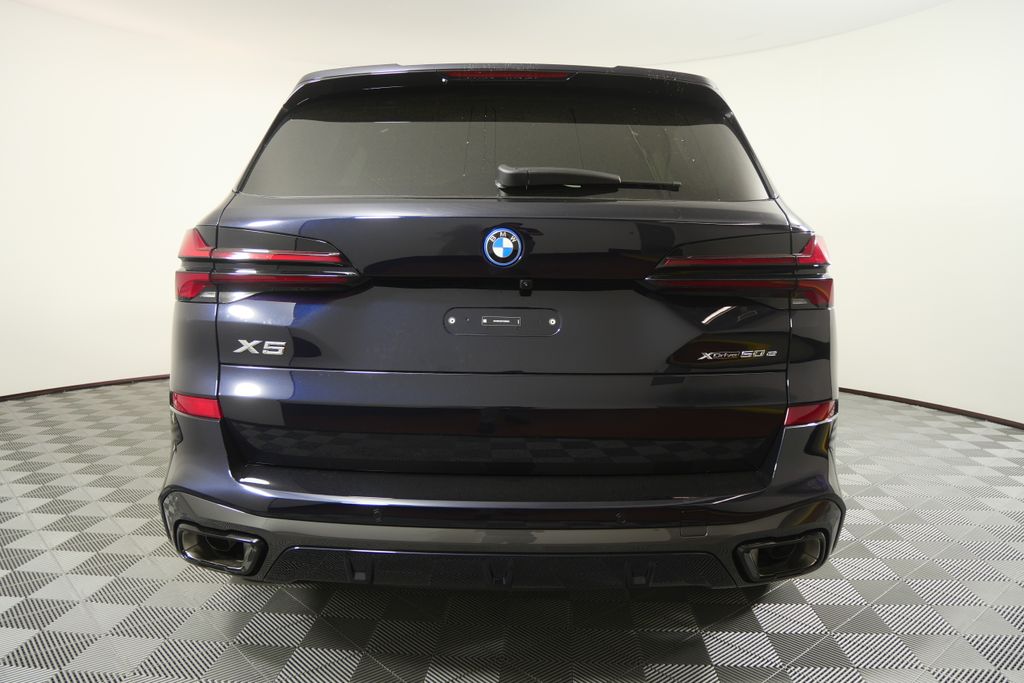Thumbnail: 2026 BMW X5 - 4
