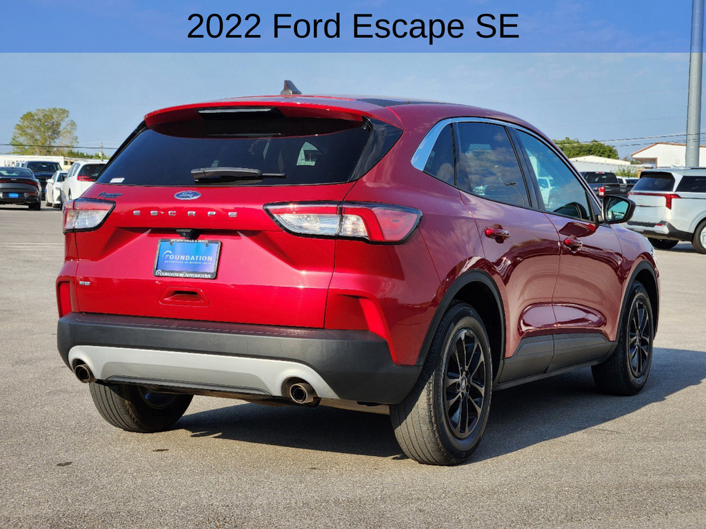 2022 Ford Escape SE 7