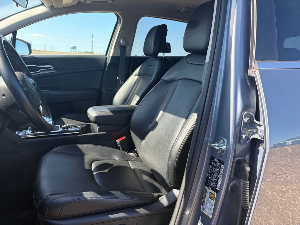 2025 Kia Sportage EX Silver at Shottenkirk Kia Fort Bend