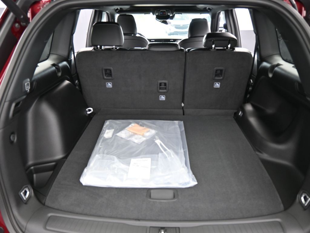 New 2025 Velvet Red Pearlcoat Jeep Altitude X image 33