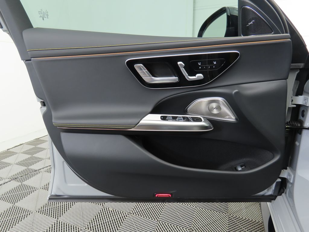 Thumbnail: 2026 Mercedes-Benz E-Class - 25