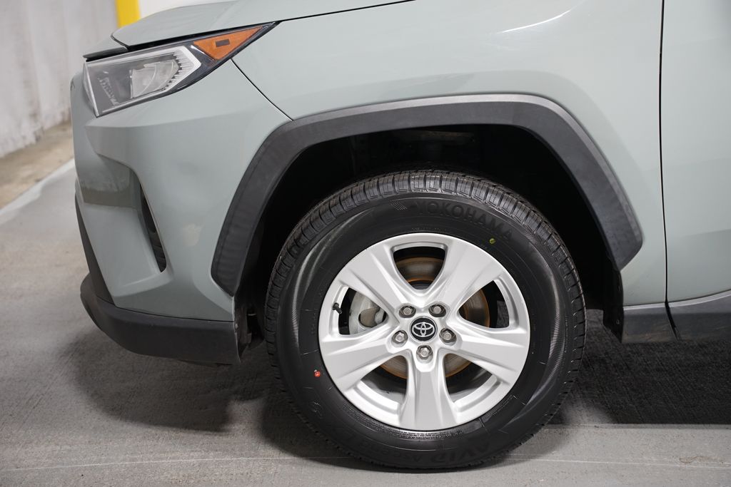 Thumbnail: 2021 Toyota RAV4 - 5